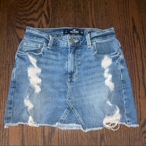 Hollister Ripped High Rise Denim Skirt (Size: 1)